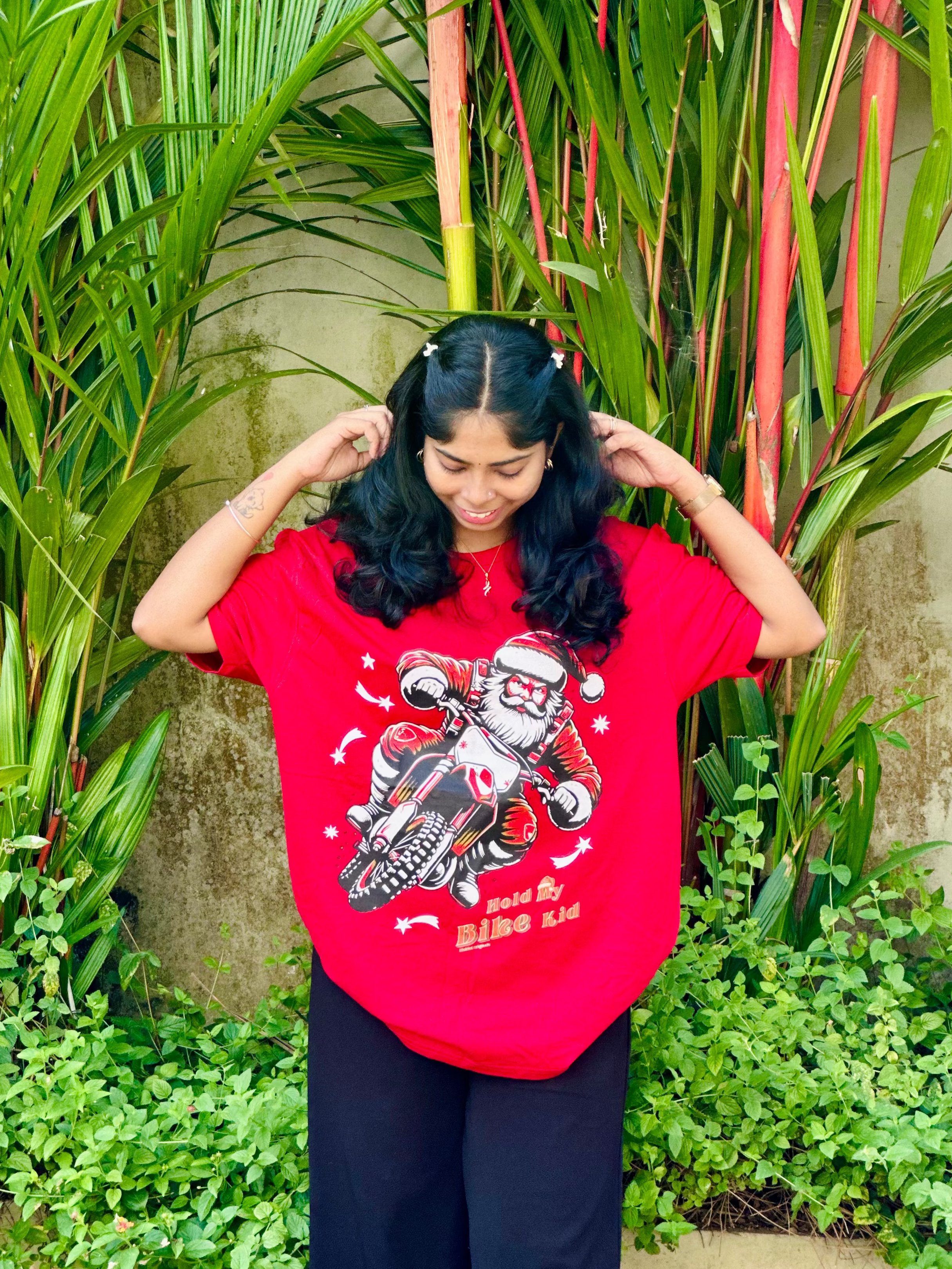 Hold My Bike Kid - Christmas Edition - Unisex Oversized Tshirt